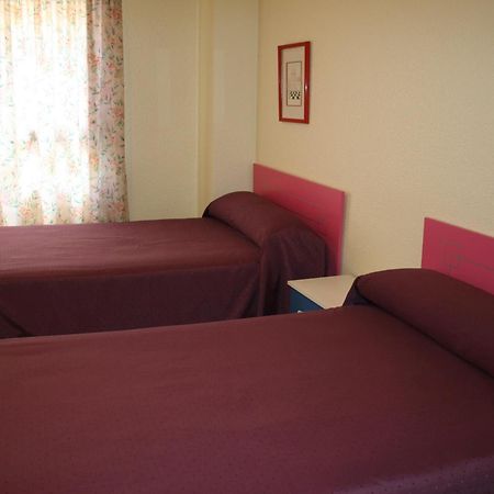 Hostal Rosa Вилахойоса Екстериор снимка