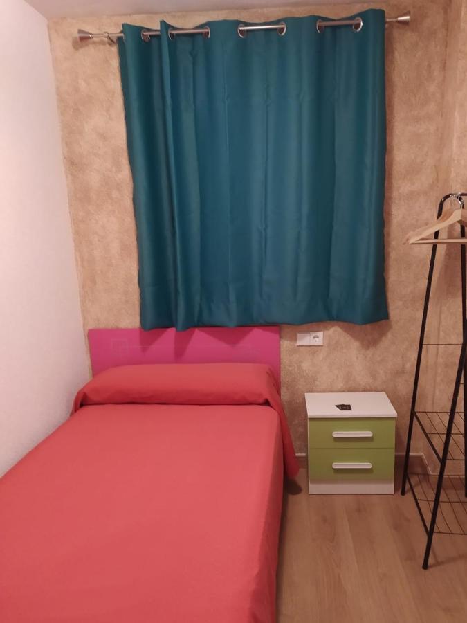 Hostal Rosa Вилахойоса Екстериор снимка