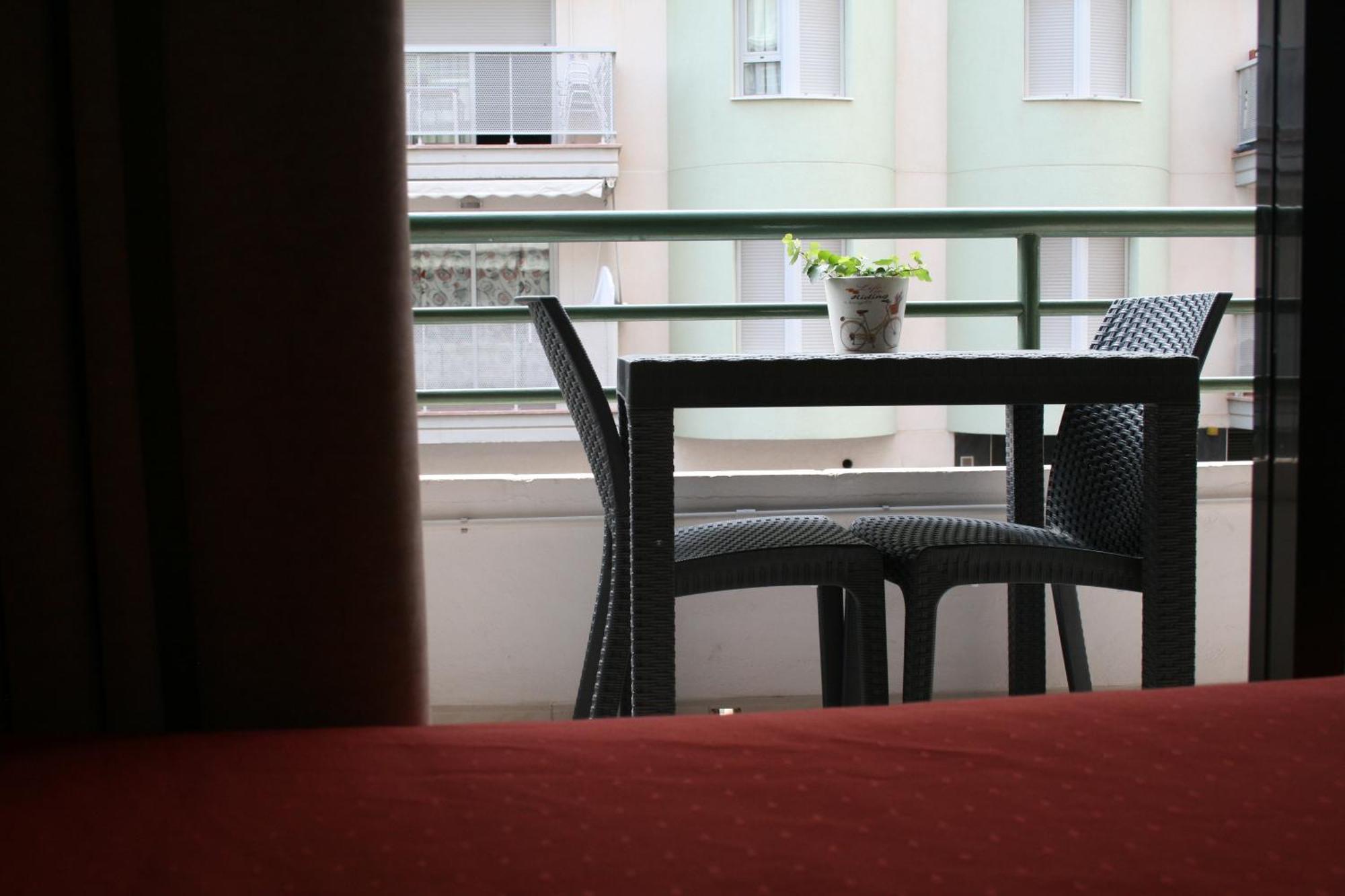 Hostal Rosa Вилахойоса Екстериор снимка