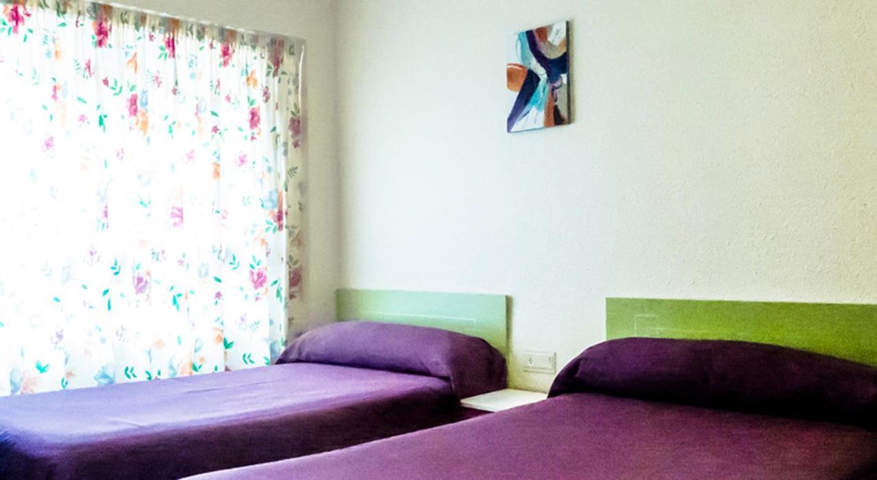 Hostal Rosa Вилахойоса Екстериор снимка